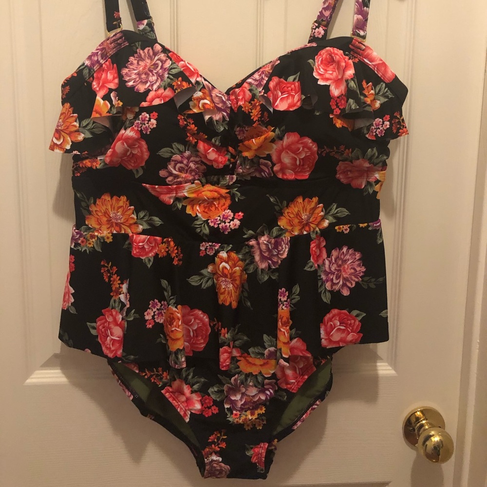 2X Floral one piece swimsuit, Rose bathing suit
